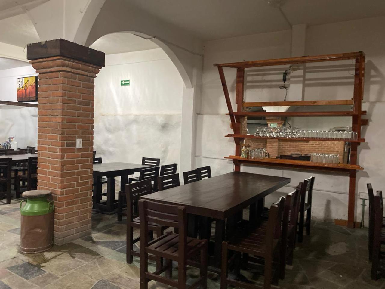 Hermanos Feregrino Bernal Exteriér fotografie